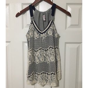 🌻 Xhilaration top